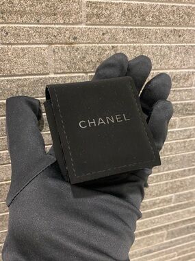 Chanel earring holder